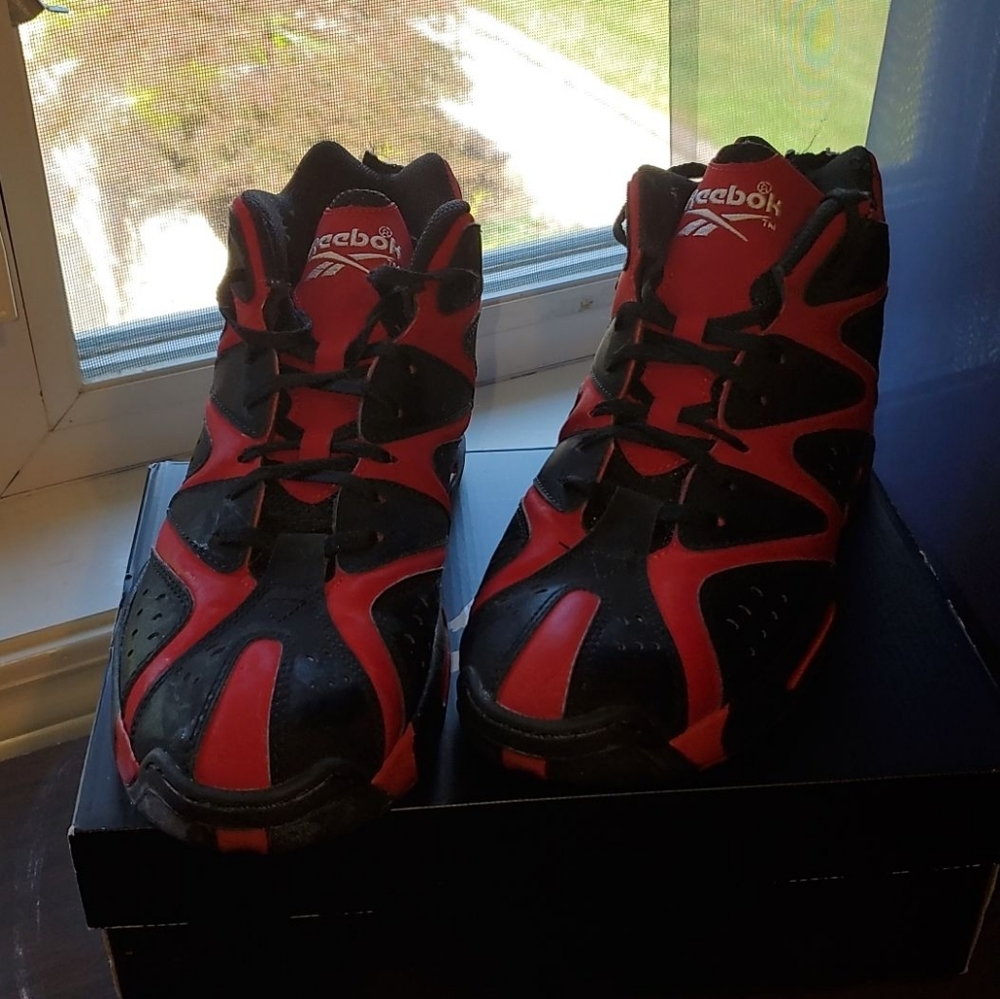 Black &red Reebok Sneakers